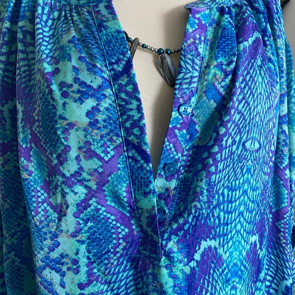 Jennifer Lopez purple blue boho snake print dolman sleeve hi low top size large - Picture 5 of 13